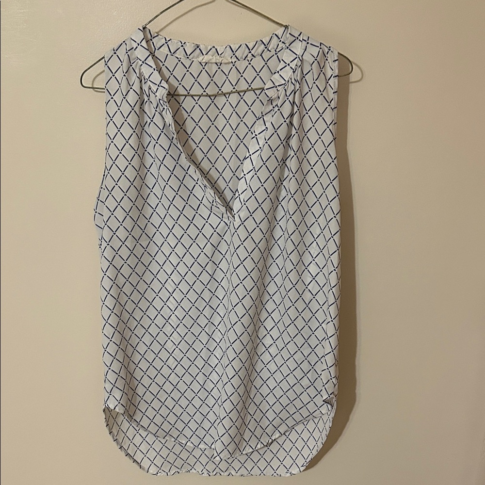 Bo Bel Sleeveless White and Blue Women's Top M